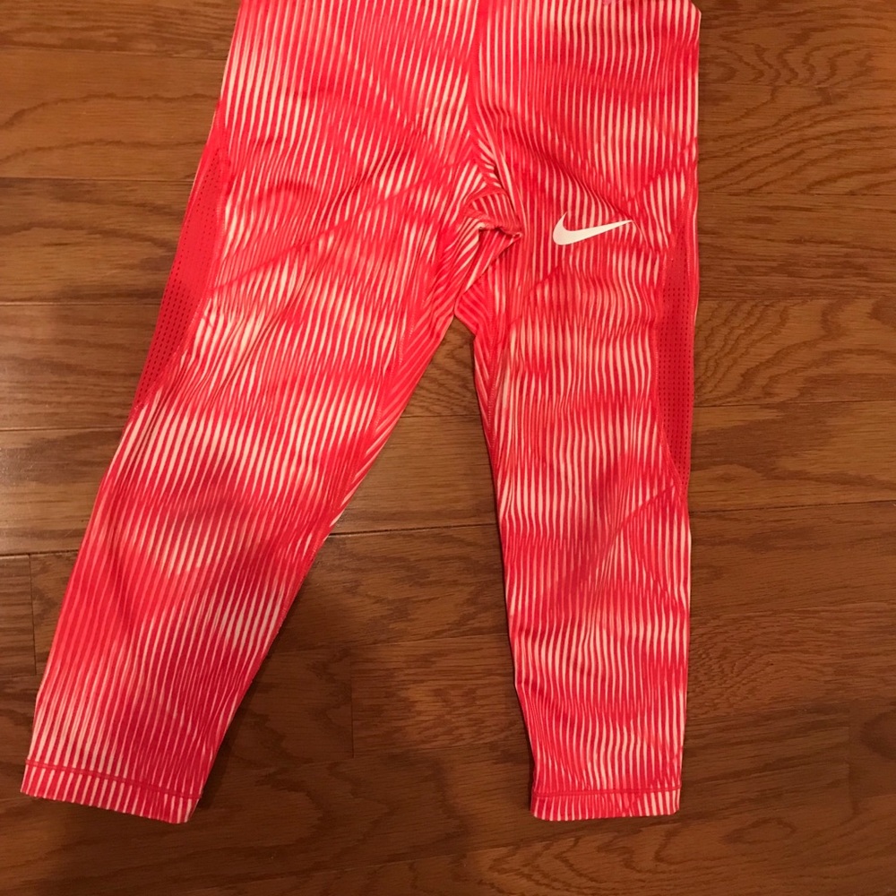 Nike Pro Hyper Cool Athletic pants ! Size M,NWOT🔥